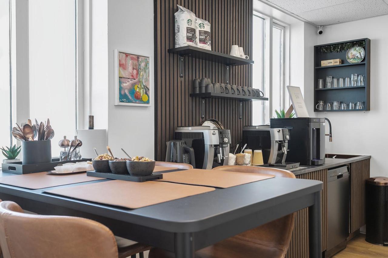 Bank Guesthouse By Kef Airport Keflavík Екстериор снимка