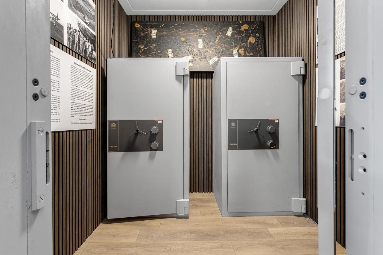 Bank Guesthouse By Kef Airport Keflavík Екстериор снимка