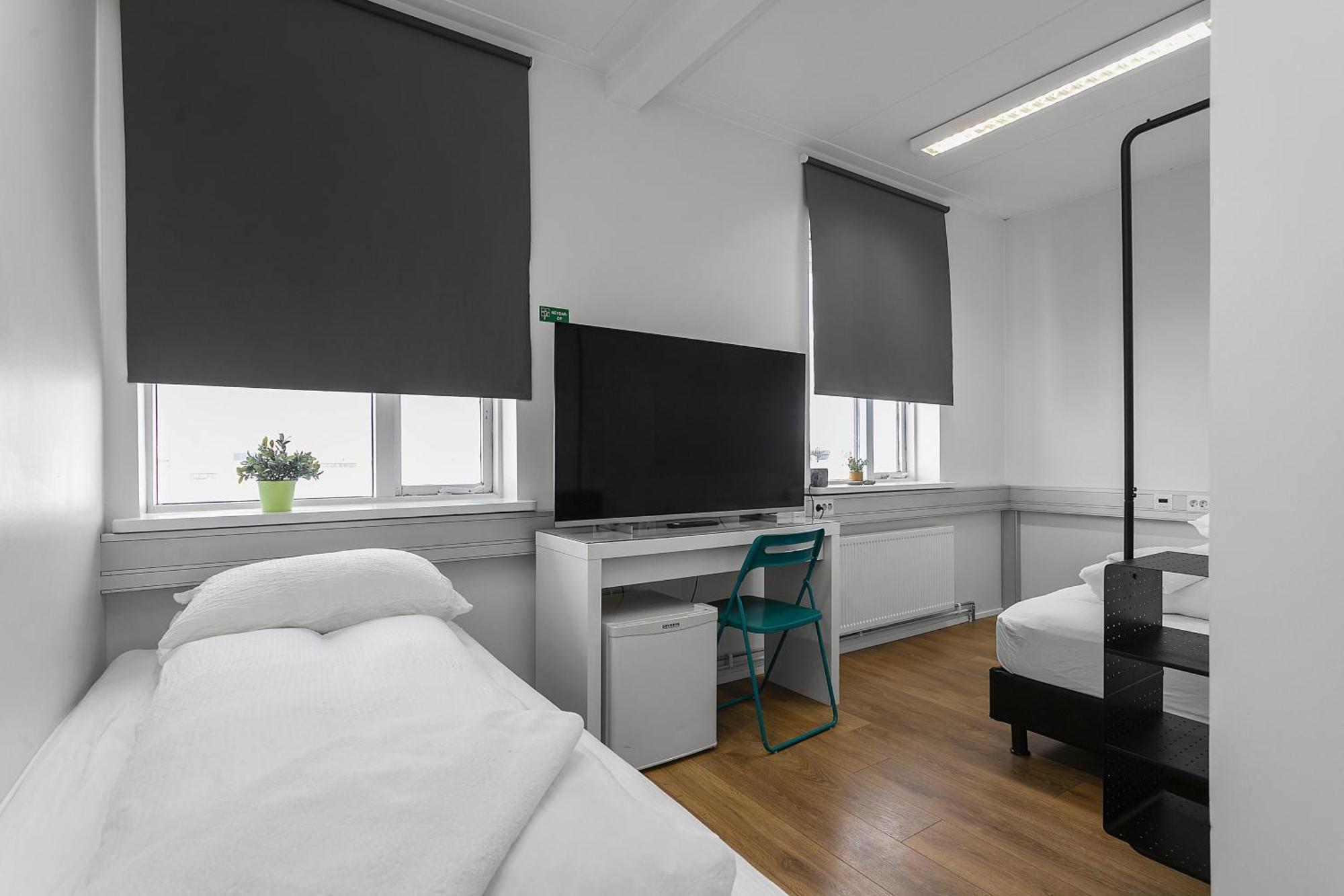 Bank Guesthouse By Kef Airport Keflavík Екстериор снимка